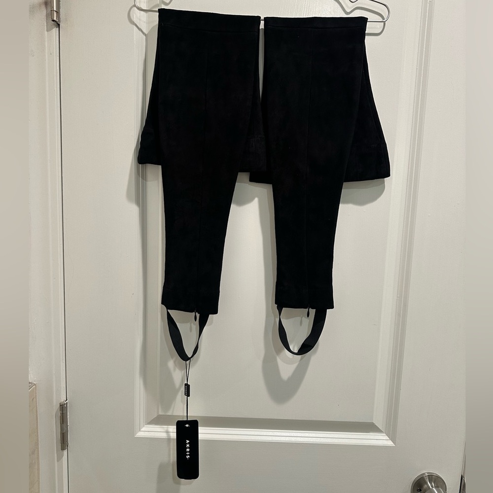Size 6 Akris Lamb Leather Leg-Warmers